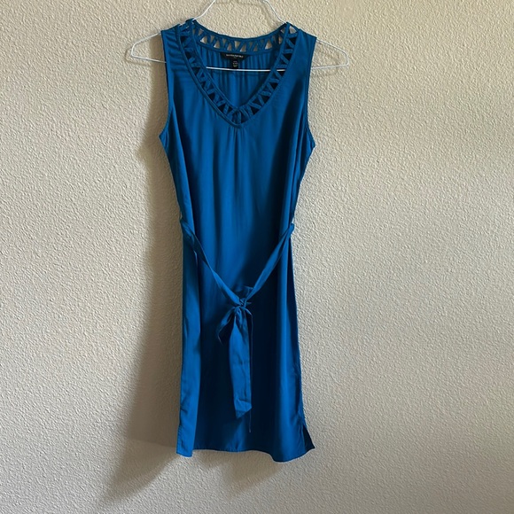 Banana Republic Blue Sleeveless Midi Dress - Picture 1 of 8